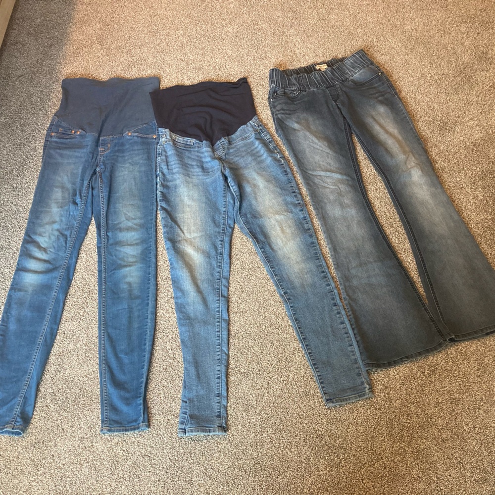 Maternity jeans